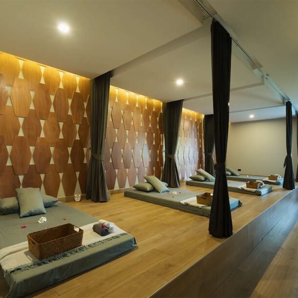 thai massage room at pure relax koh phangan